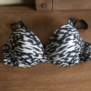 Victoria's Secret PINK Push-Up Bra 34C